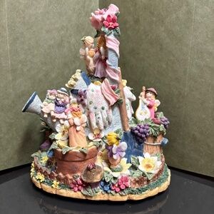 Classic Treasures Musical Sculpture